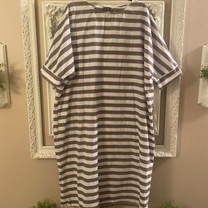 OVERSIZED T- SHIRT DRESS — LINEN LIKE